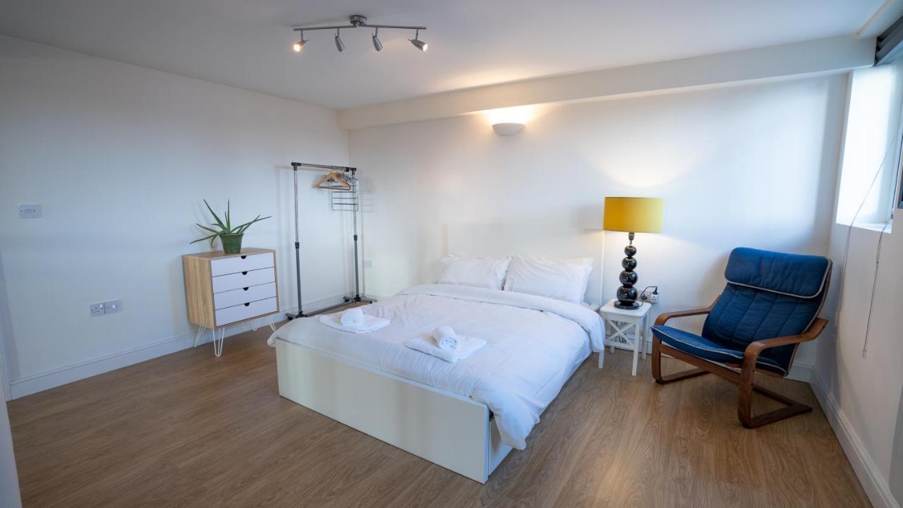 Stunning Mezzanine Apartment Near City Centre Cardiff Eksteriør billede