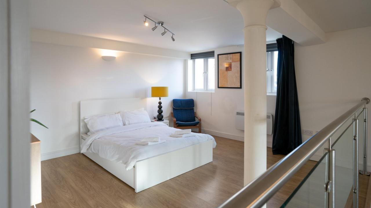 Stunning Mezzanine Apartment Near City Centre Cardiff Eksteriør billede